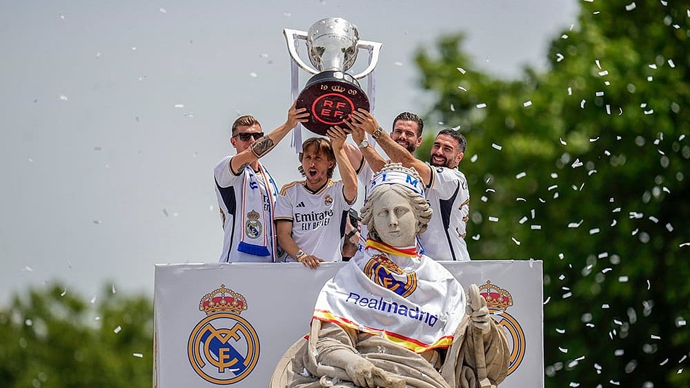 | Photo: AP/Manu Fernandez : Real Madrid celebrate La Liga title